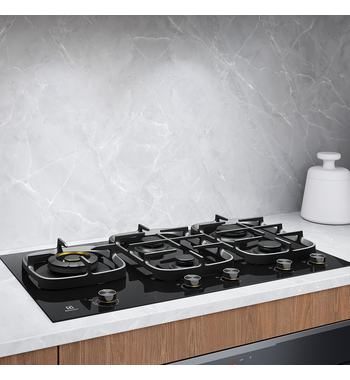 Electrolux 90cm Ceramic Natural Gas Cooktop EHG955BE – gallery image 5