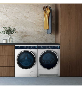 Electrolux 9kg UltimateCare 900 Heat Pump Dryer EDH913R9WB